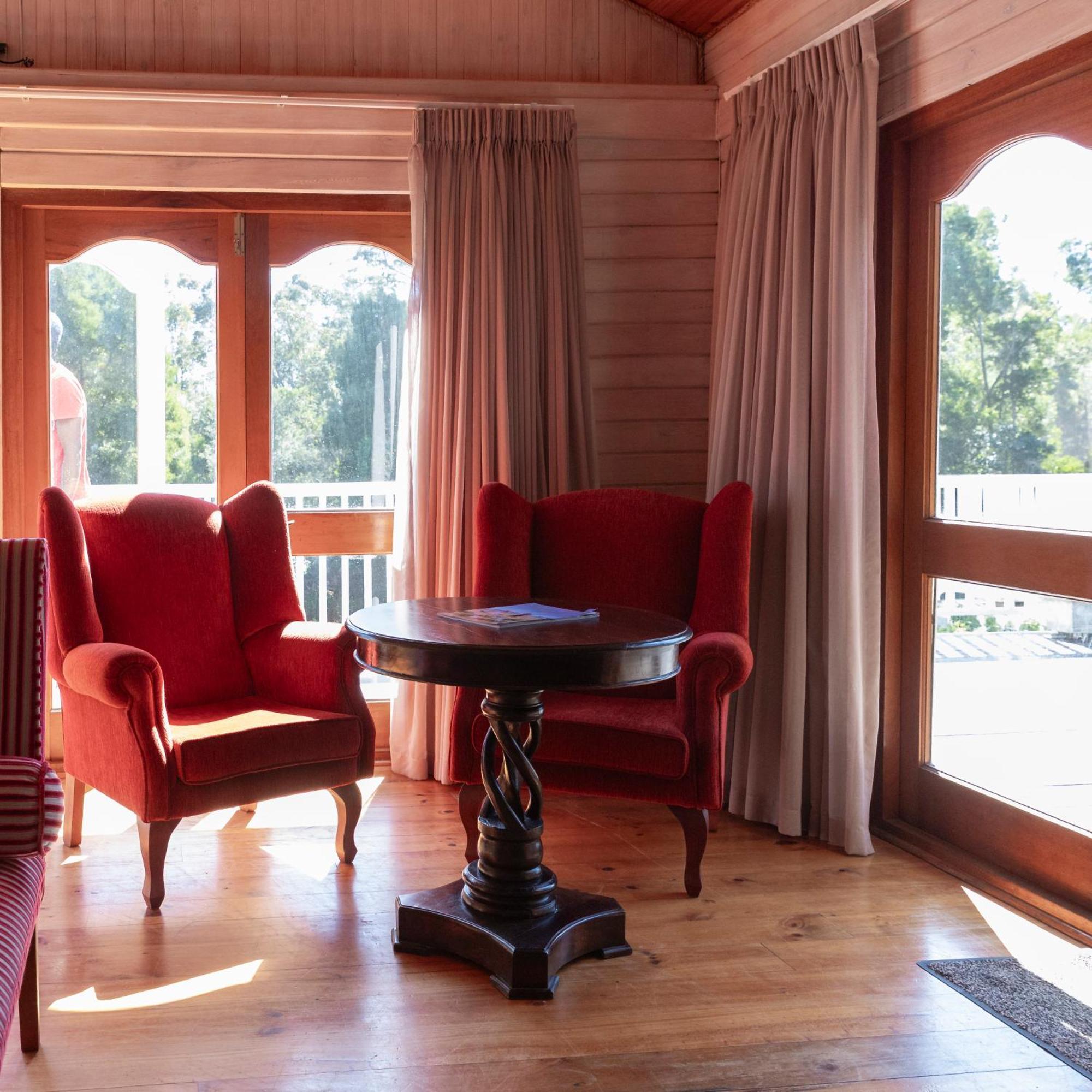 Edenbrook Country Manor Bed & Breakfast Harkerville Bilik gambar
