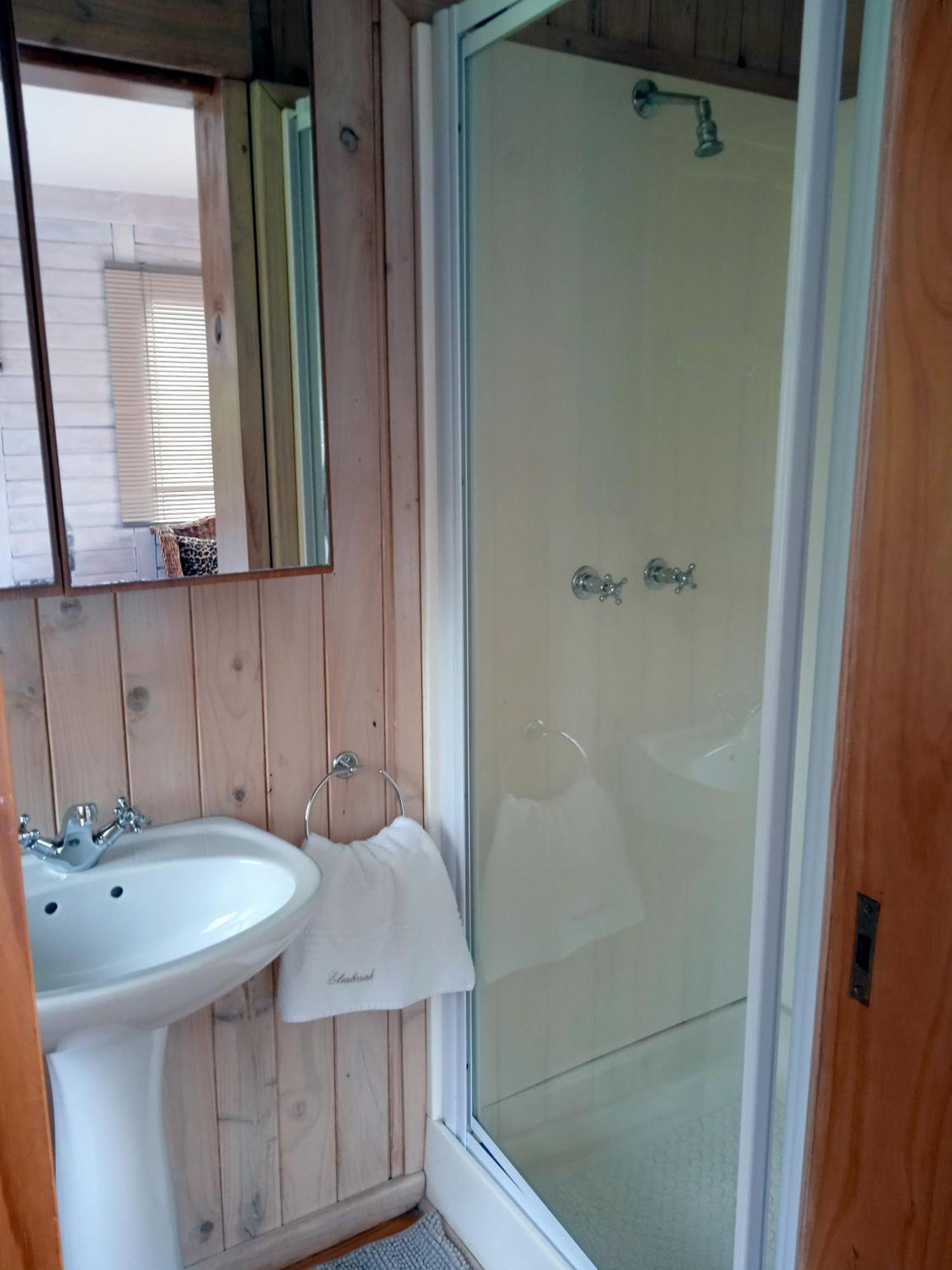 Edenbrook Country Manor Bed & Breakfast Harkerville Bilik gambar
